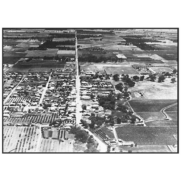 Aerial view of Nuriootpa 1945