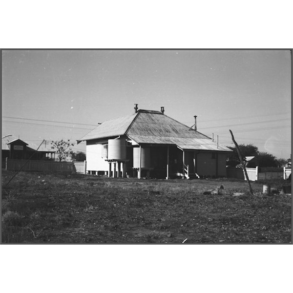 Isisford Post Office and residence 1940