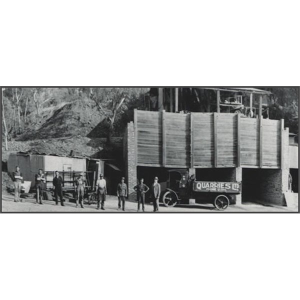 Quarrymen and Quarry Industries truck at Stonyfell Quarry, 1920