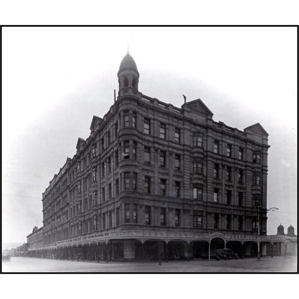 The Grand Central Hotel, south-east corner of Rundle and Pultney Streets, 1913