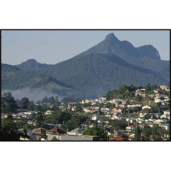 Murwillumbah with Mount Warning in the background