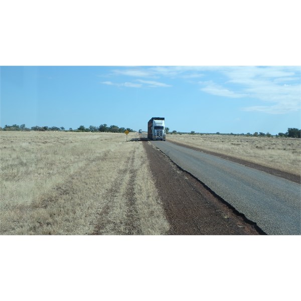 Tablelands Highway traffic, 26 June 2018