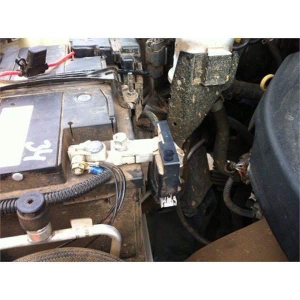 Navara start battery