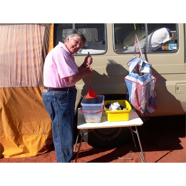 Washing day, Hay River Track
