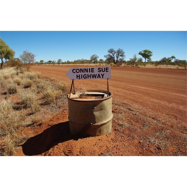 This sign is right at the very start of the Connie Sue, on the Great Central Road