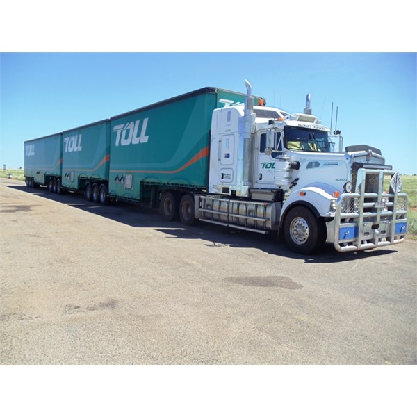 B Triple, near Kiama Ck, Barkly H'way NT