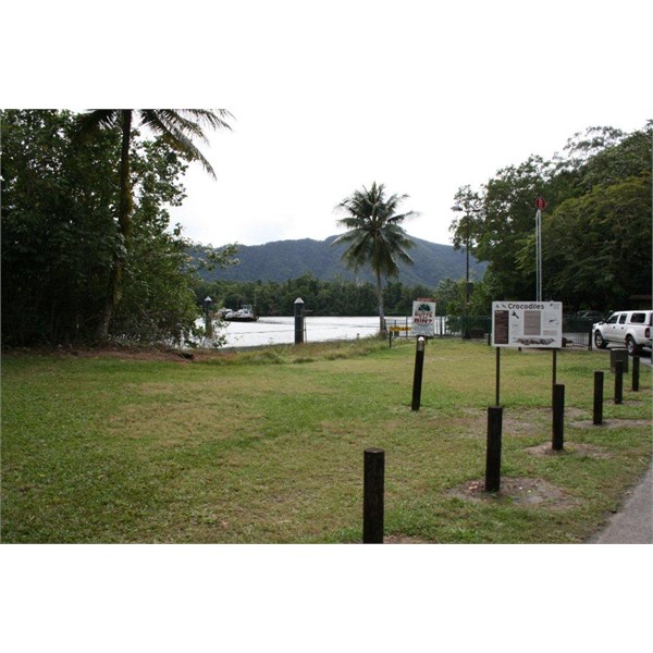 Daintree Ferry 2012