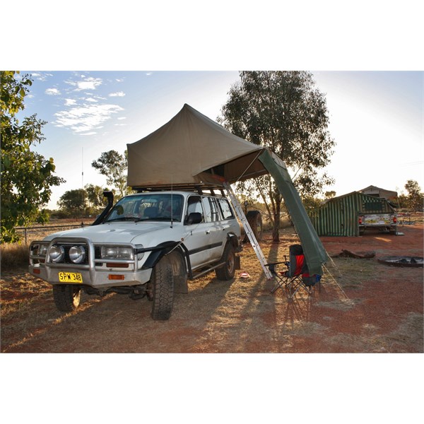 Roof top tent set up