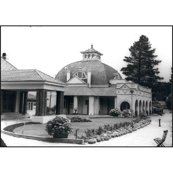 The distinctive dome of the casino in 1938