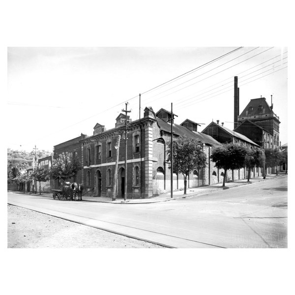 The Emu Brewery in the 1900s