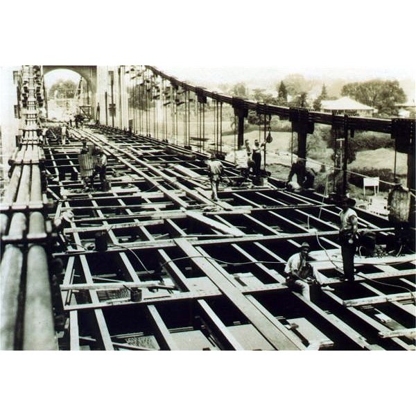 Deck erection November 1935