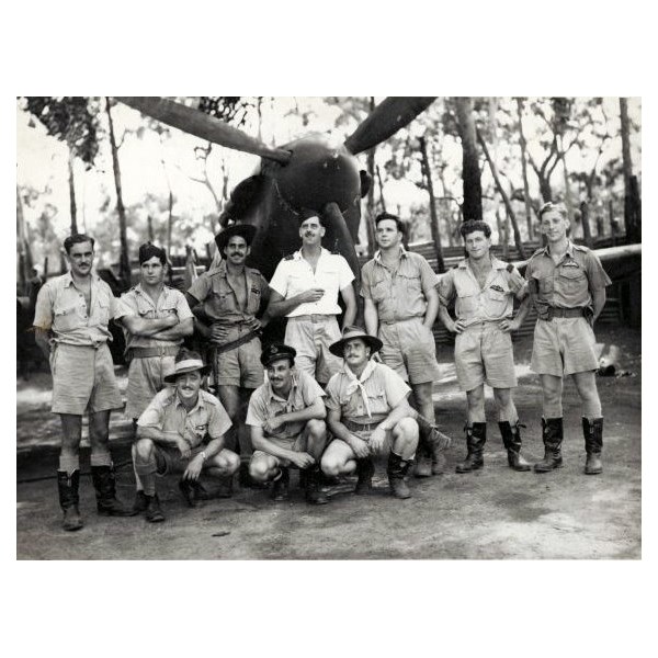W-Cdr Clive Caldwell (middle) pilots of No. 1 Fighter Wing RAAF near Darwin, 1943