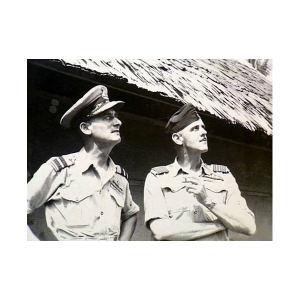 Air Commodore Cobby (left) and Group Captain Caldwell (right), 1945