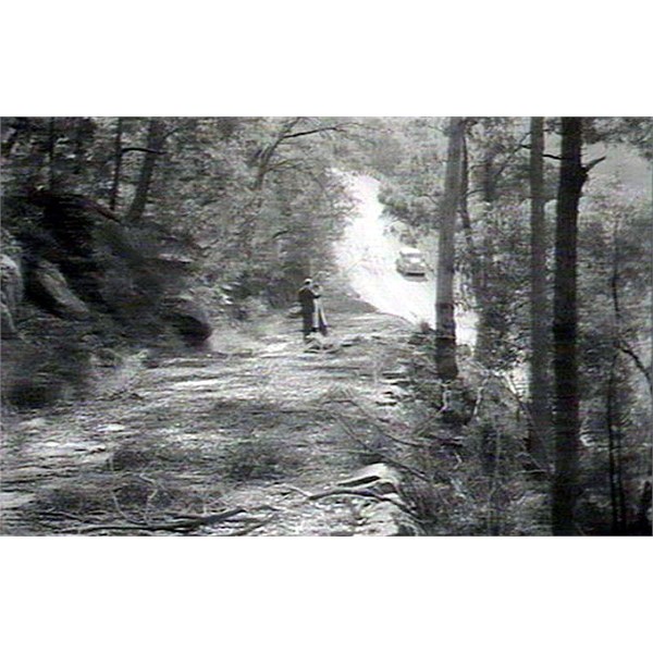 Old & new road descent to Colo river 1948