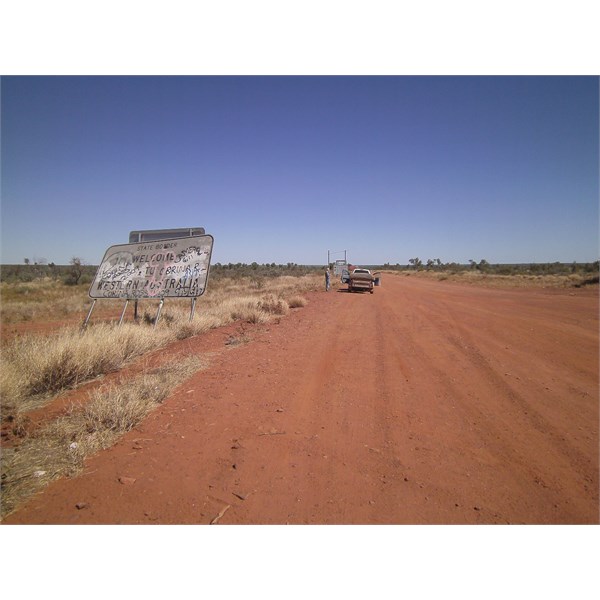 tanami road - WA side