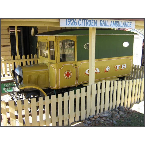 1926 Citroen Rail Ambulance b