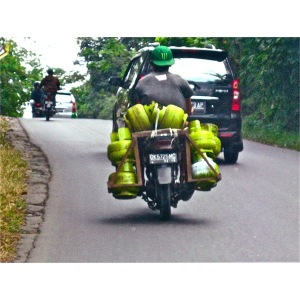 L.P.G. Delivery --- Lombok Style