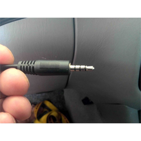 Male Plug for Reversing camera to Monitor