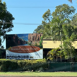 Knotts Crossing Resort Caravan Park