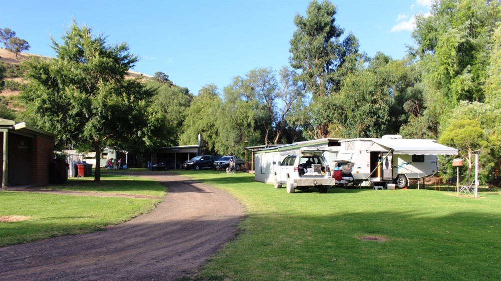 Licola Caravan Park VIC ExplorOz Places