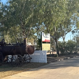 Winton Roadhouse Cabins and Caravan Park