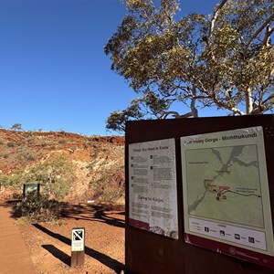 Carpark Hamersley Gorge