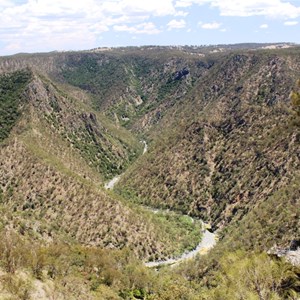 The Chandler River runs through the gorge of the Oxley Wild Rivers National Park