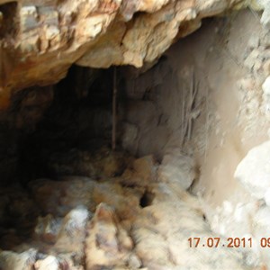 Jingemia Cave