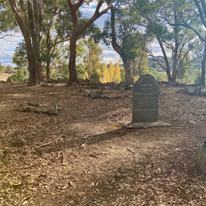 Pennyweight Flatchildrens Cemetery