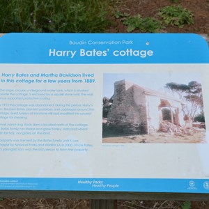 Harry Bates Cotage - Ruin