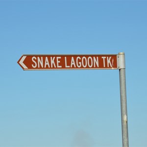 Snake Lagoon Track Turn Off - Old Main Road 
