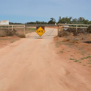 Boundary Gate - Old Mail Road