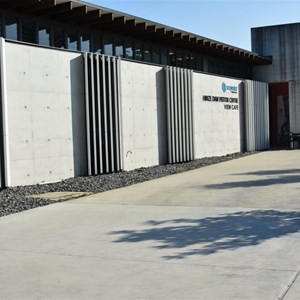 Hinze Dam Visitor Centre