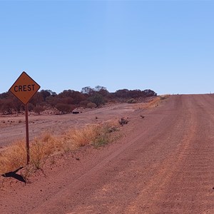 Great Central Road and Winduldarra Rockhole access track intersection