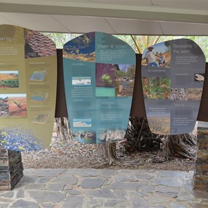 Boodjamulla National Park Information Shelter