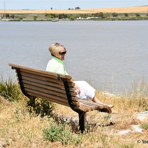 This seat will let you admire the views over Lake Alexandrina from the lighthouse