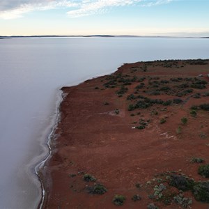 Lake Gairdner Foreshore