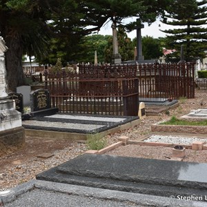North Road Cemetery