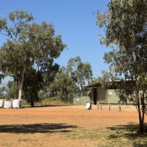 Munbililla (Tomato Island) Camp