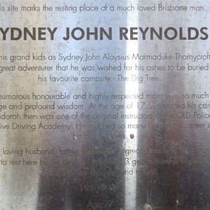 Sydney John Reynolds gravesite