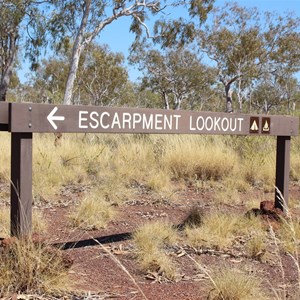Escarpment Lookout Sign