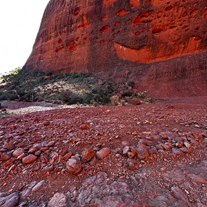 Walpa Gorge Walk (Olga’s)
