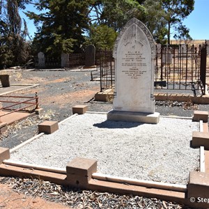 Springfield Historic Cemetery