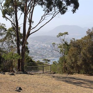 The lookout point at Mount Nelson