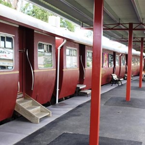 The carriages open onto the platform