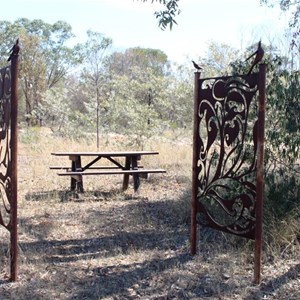 Picnic tabled are scattered throughout the gardens