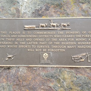 Tangil pioneer memorial