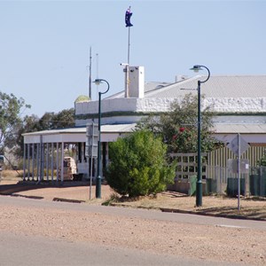 Birdsville Track   1820 26  TN300R 