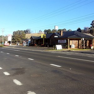Lucknow Hotel and Highway to Sydney