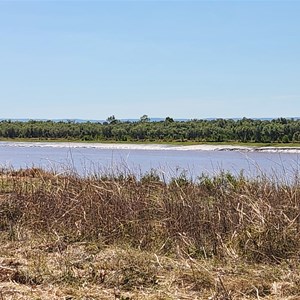 Home Valley Station River Camp